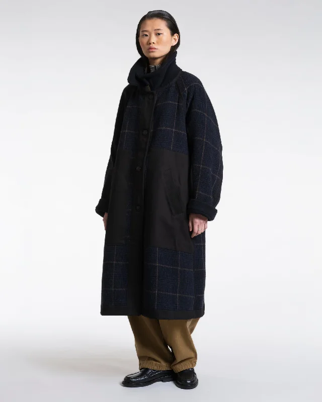 G.o.D Army Trench Reversible Tambura Golf Wool Navy/Brown Check